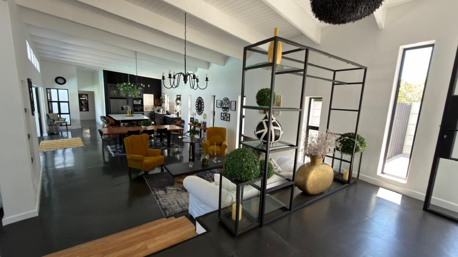 5 Bedroom Property for Sale in Elim Western Cape